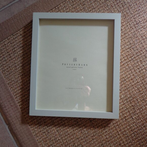 Pottery Barn wood gallery frame 13x11 " Frame White - Picture 4 of 9